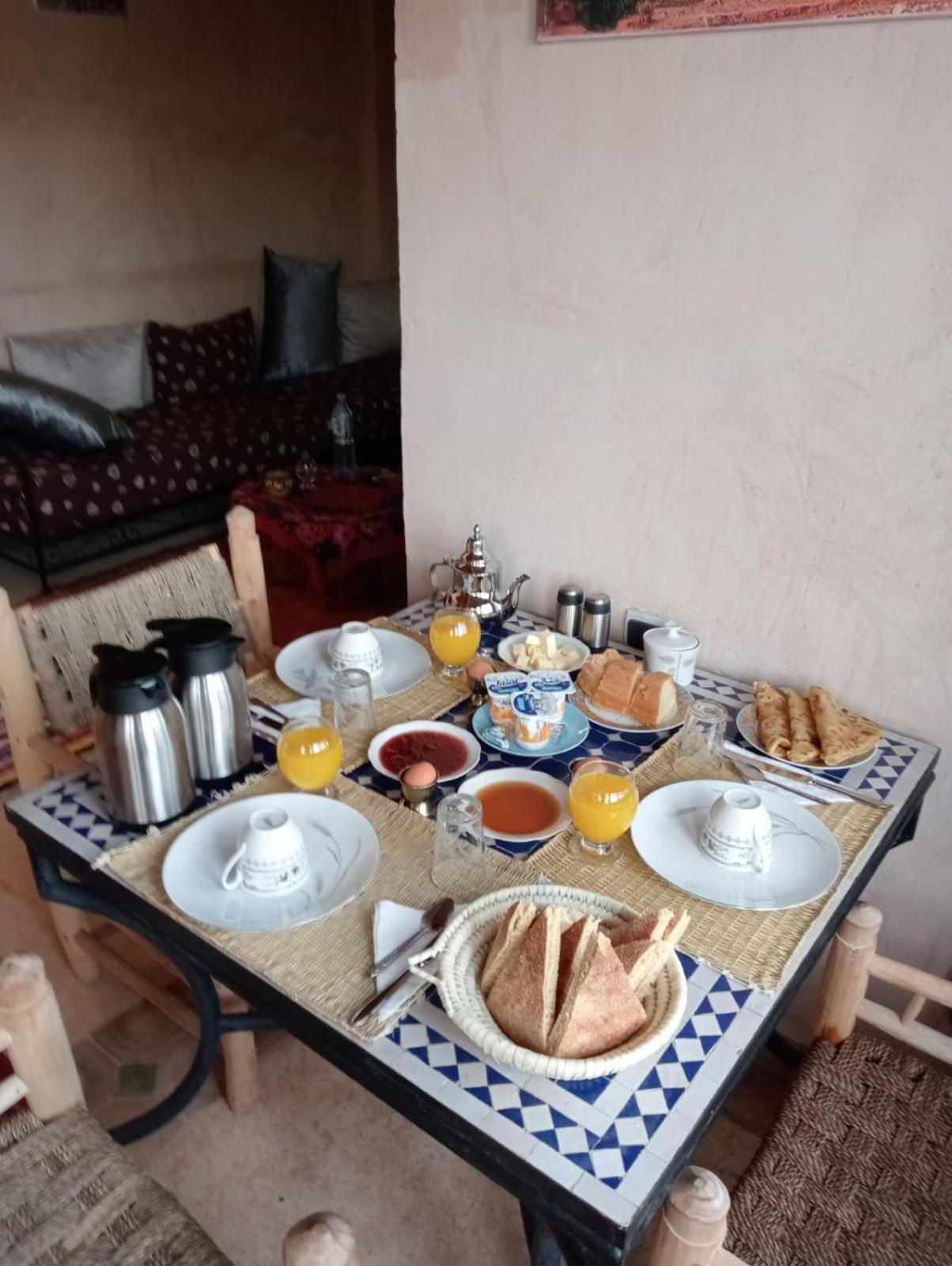 Riad Heermans Узуд Экстерьер фото